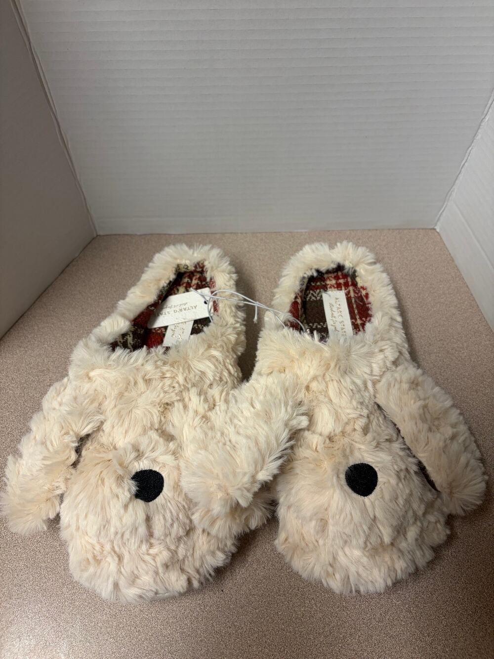 Altar'd State plush bear slippers fuzzy cream exterior red plaid interior SZ 7/8